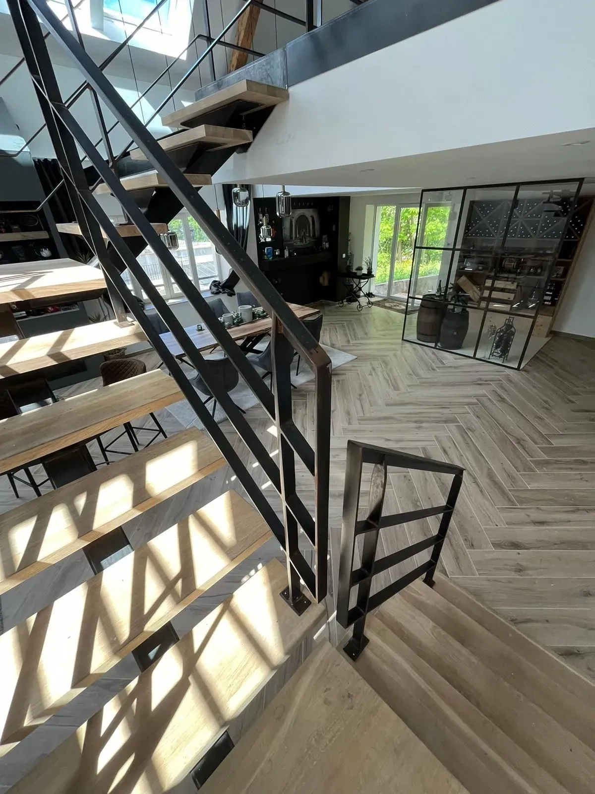 eSCALIER